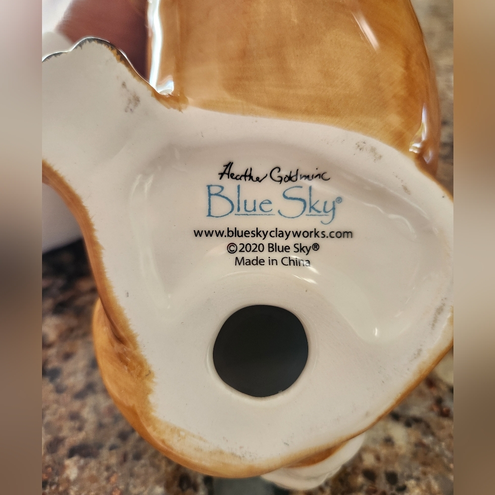 Bunny Dachshund Figurine - Picture 6 of 7